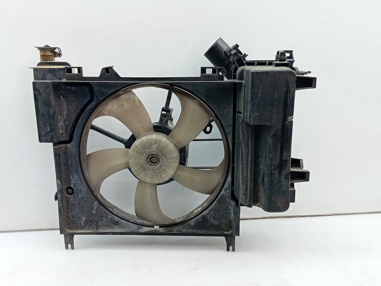 Cooling fan TOYOTA iQ (_J1_) Imagem-1
