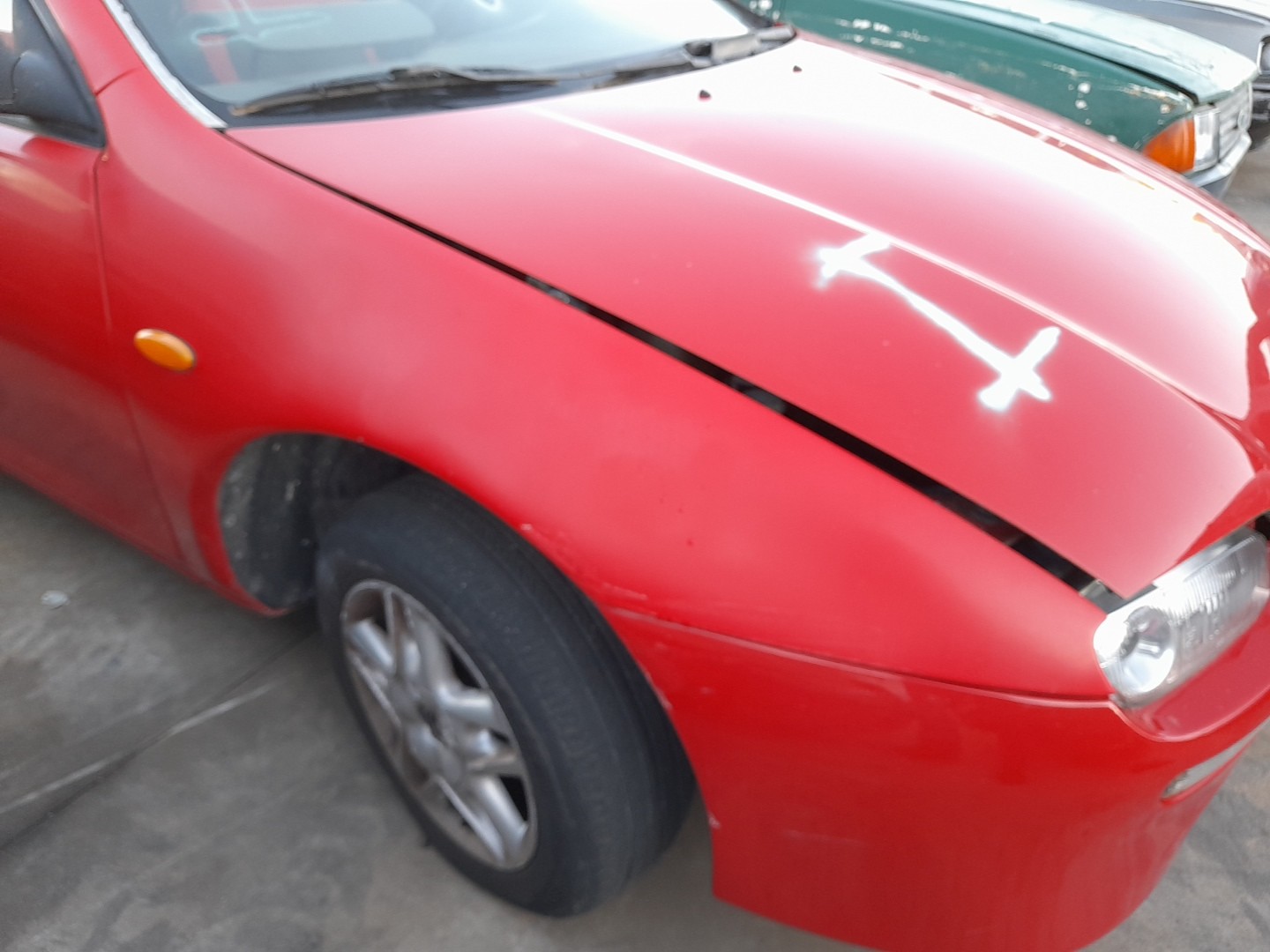 Aile Droite MAZDA 323 F V (BA) Imagem-1