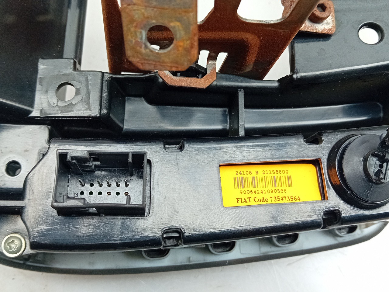 Moldura consola central / radio / aro LANCIA Delta III (844_) Imagem-3