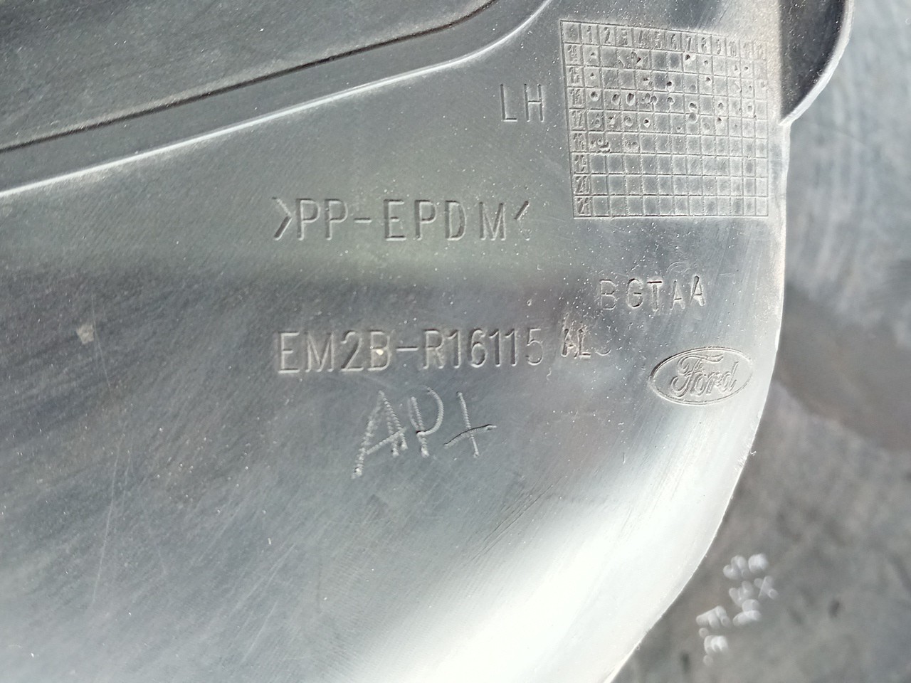 Cava roda frente esquerda FORD S-Max Imagem-2