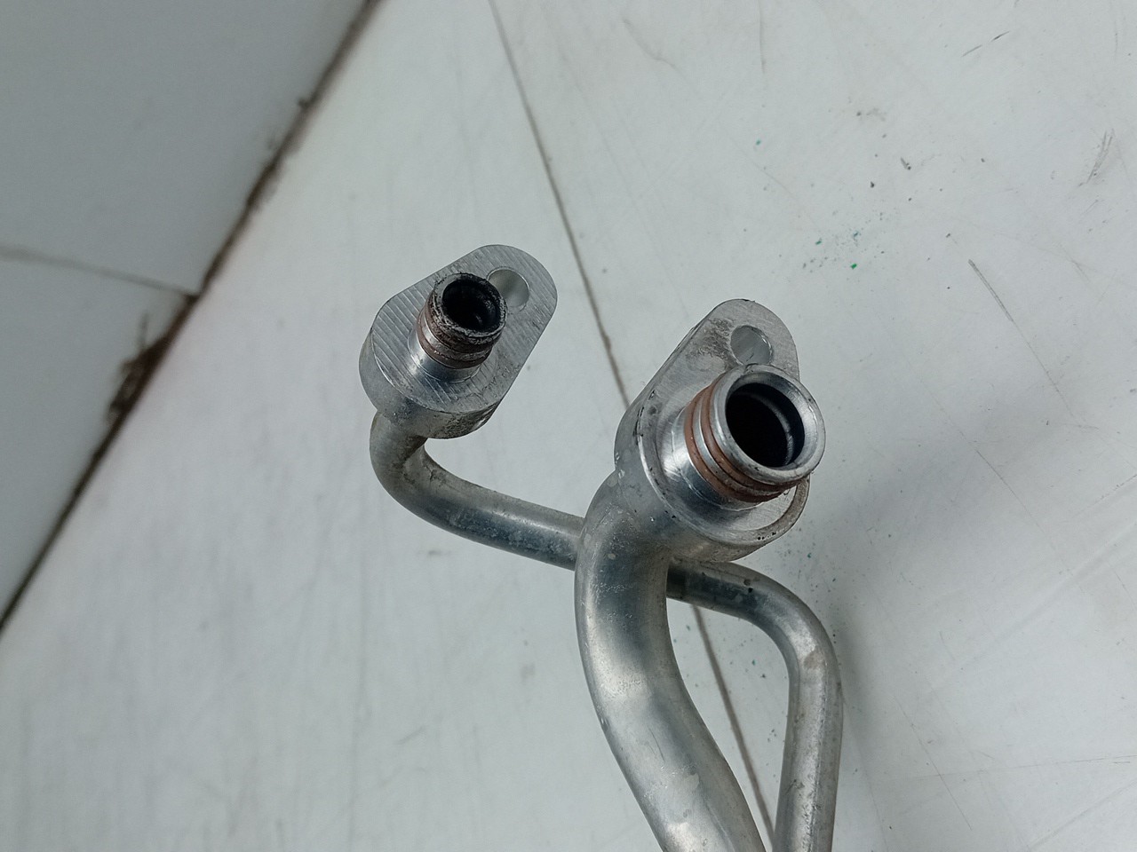 AC pipe PEUGEOT 308 II Imagem-1