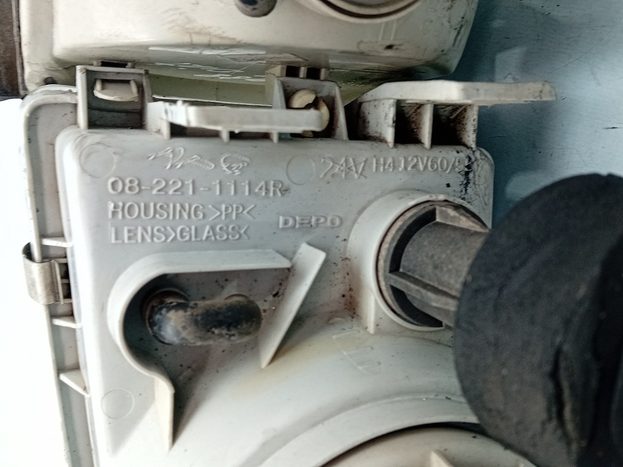 Ótica / farol direita HYUNDAI H100 Imagem-5