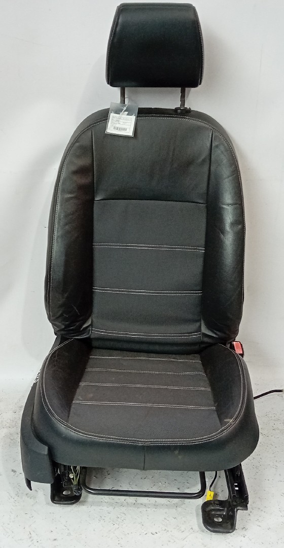 Right Front Seat FORD Focus II (DA_) Imagem-3