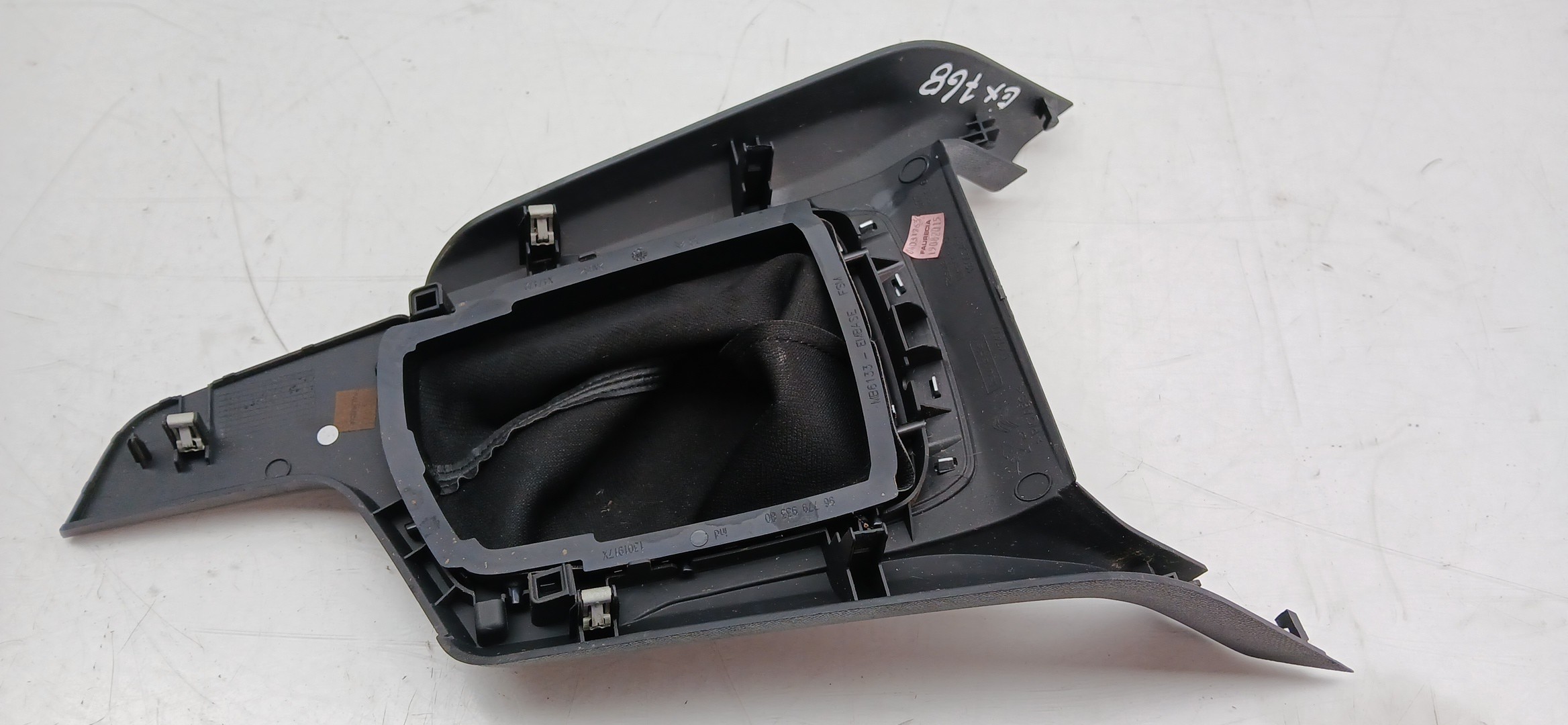 Pommeau / Soufflet de levier PEUGEOT 308 II Imagem-2