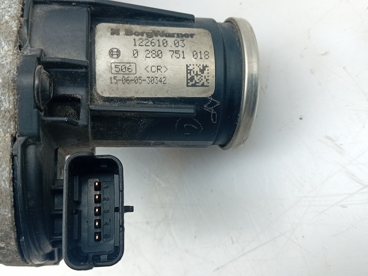 EGR valve PEUGEOT 508 SW Imagem-3