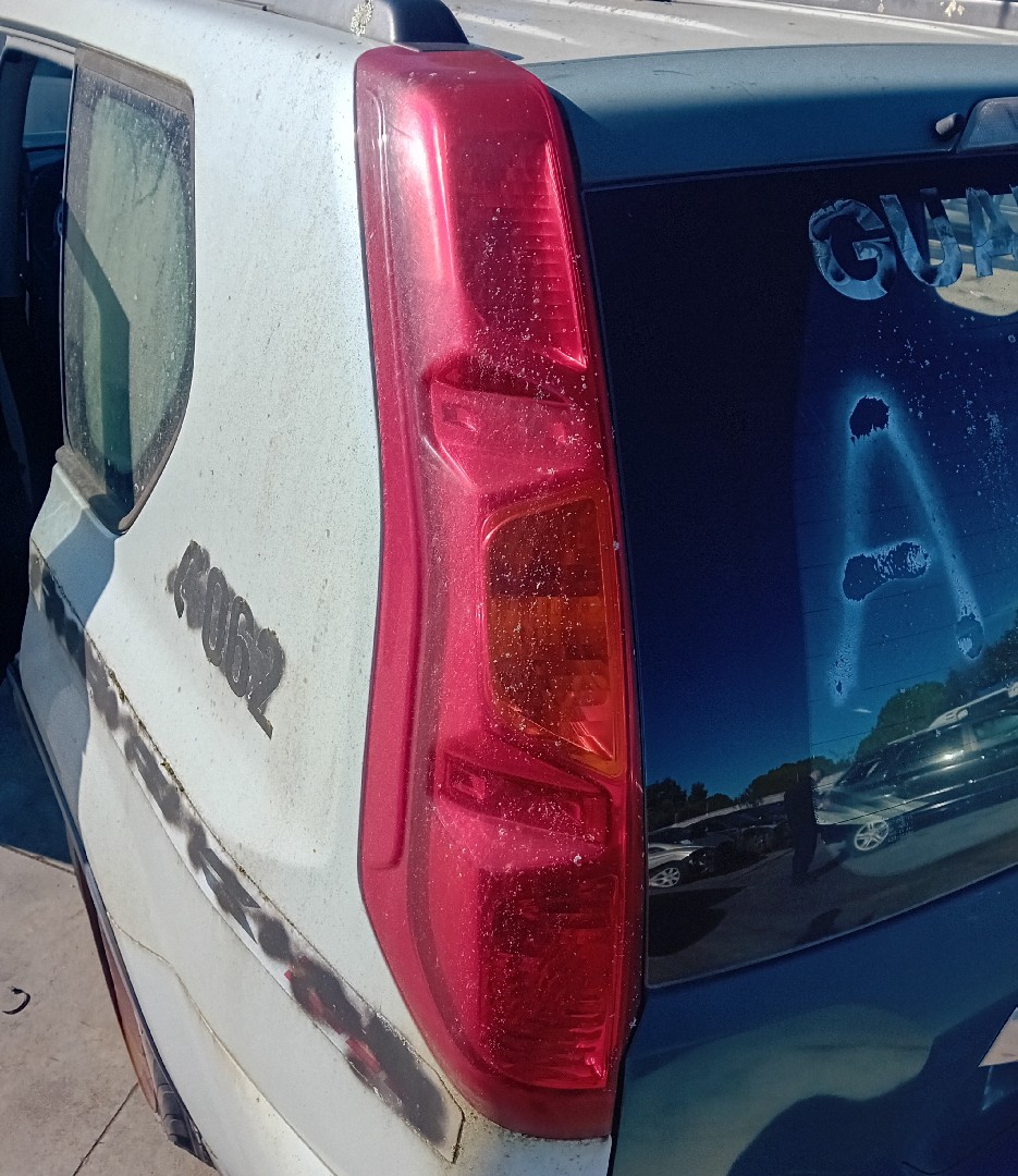 Left Tail light