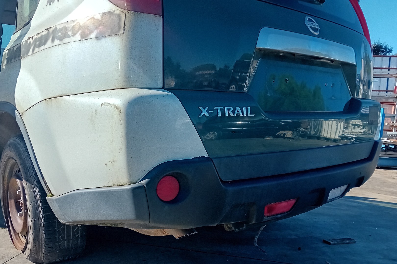 Pára-choques trás NISSAN X-Trail (T30) Imagem-2
