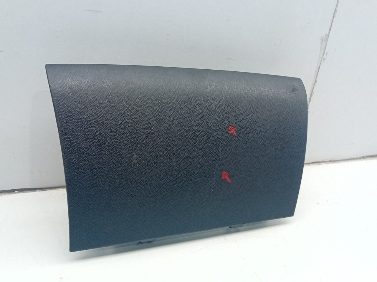 Glove Box / Compartment