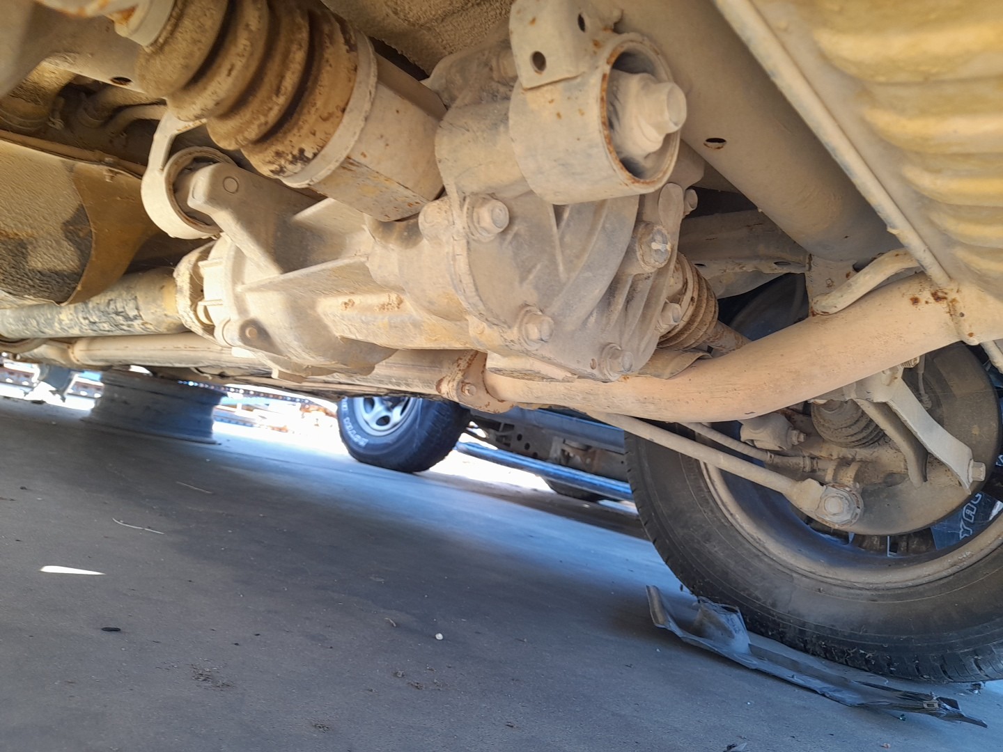 Front differential