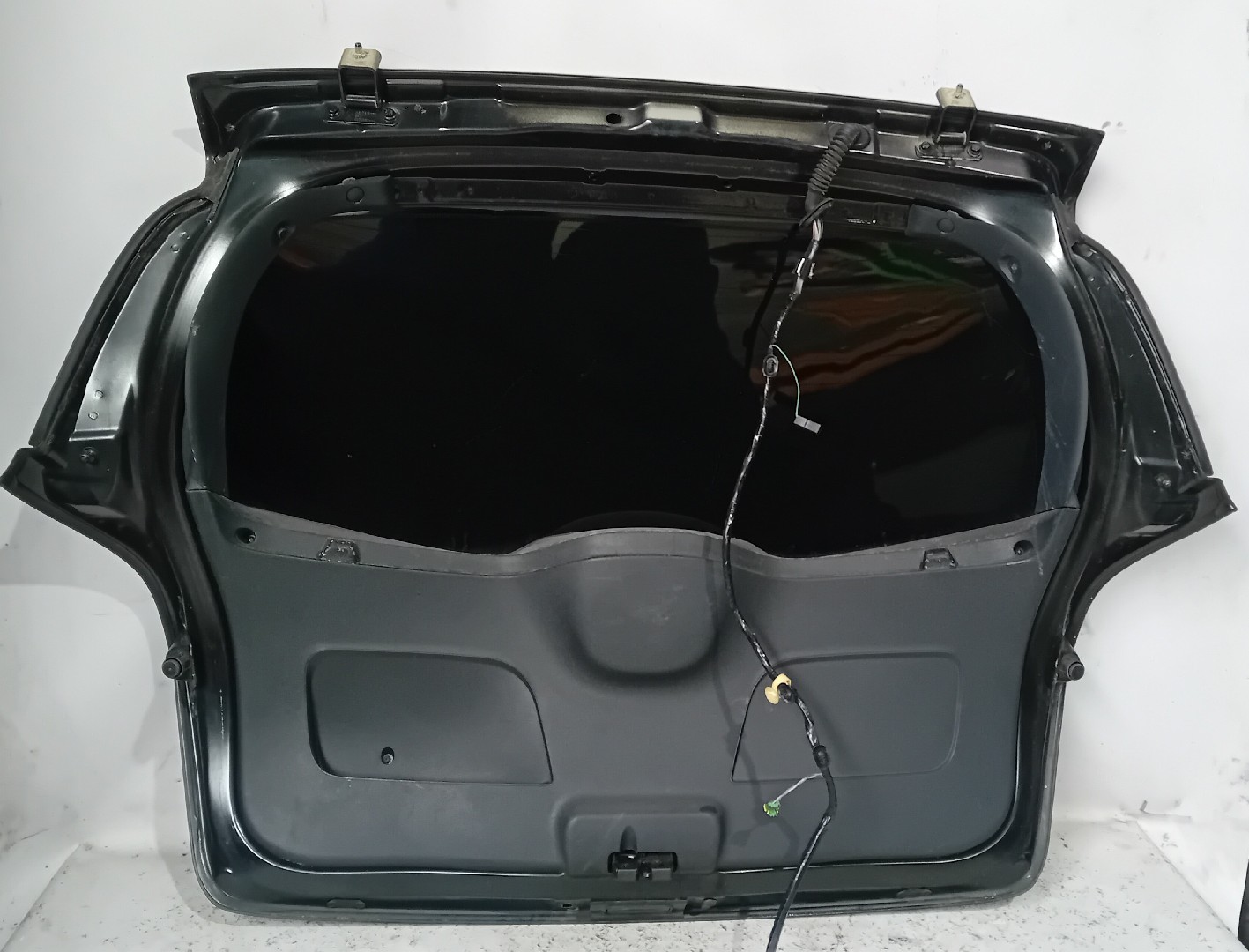Tailgate / Trunk lid RENAULT Clio III (BR0/1, CR0/1) Imagem-1