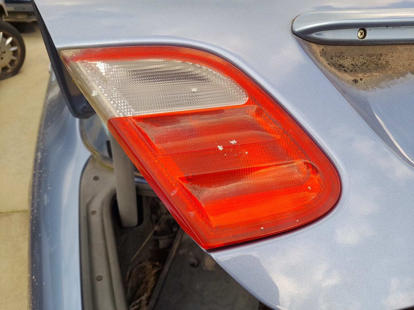 Feu Arrière Gauche D'occasion Pour Mercedes CLK C208 (type 208) - Modèle 53808 - Pièce D'origine