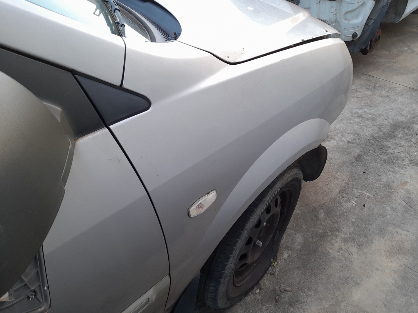 Right fender KIA Carens II (FJ) Imagem-1