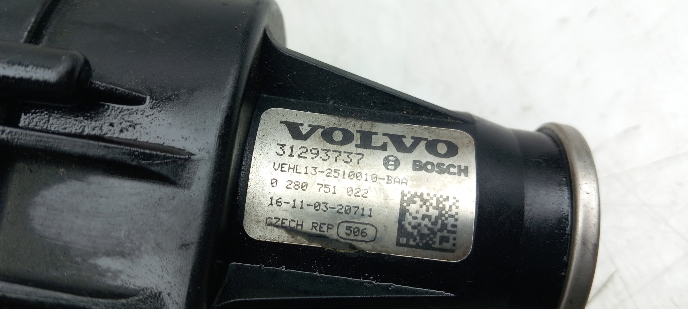 Válvula EGR VOLVO V40 Hatchback Imagem-3