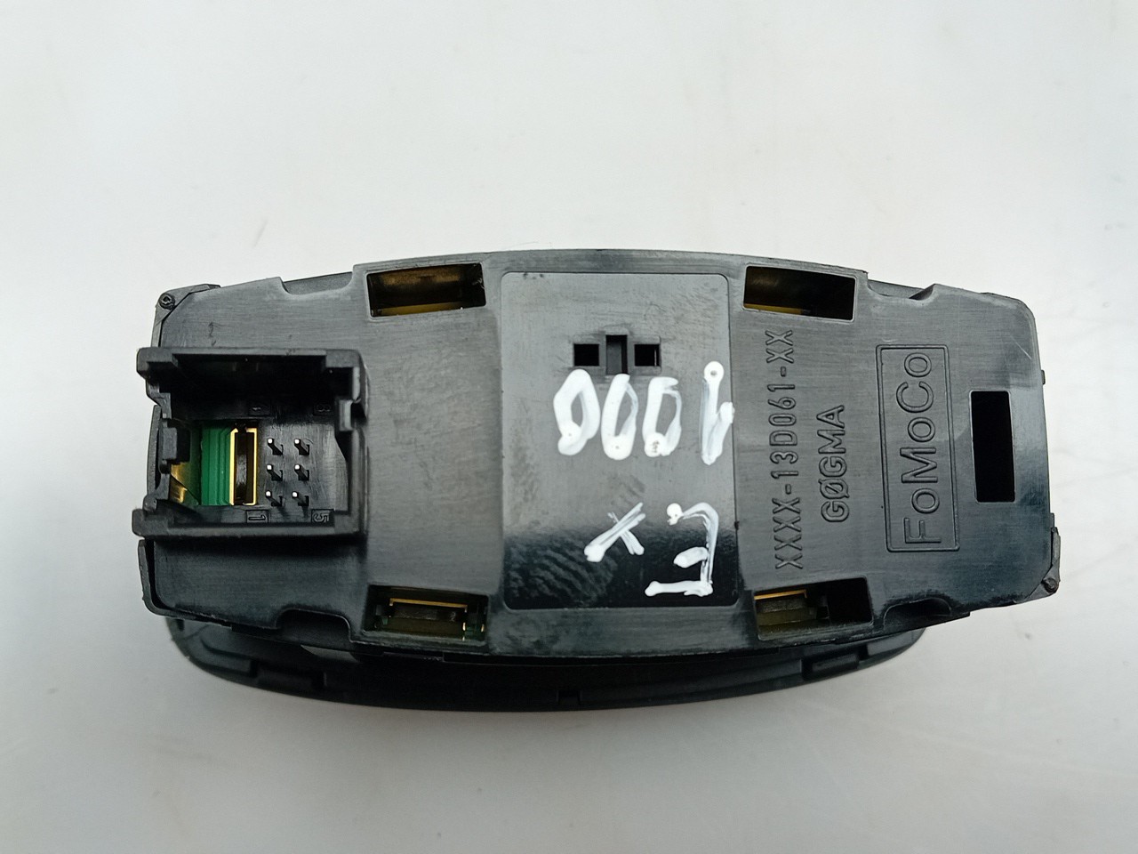 Module d’interrupteur de lumière FORD Puma (J2K, CF7) Imagem-3