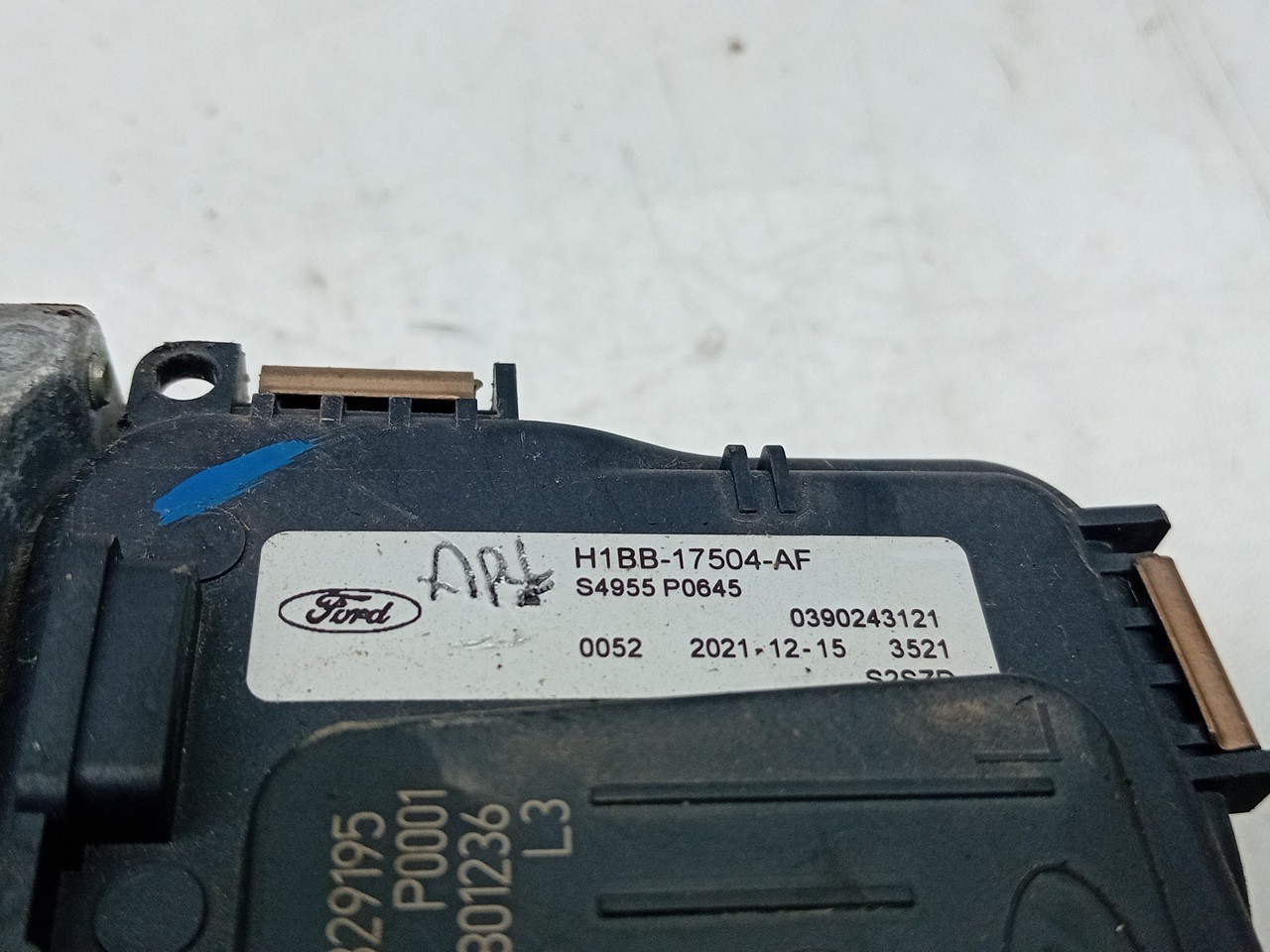 Motor limpa vidros frente FORD Puma (J2K, CF7) Imagem-4