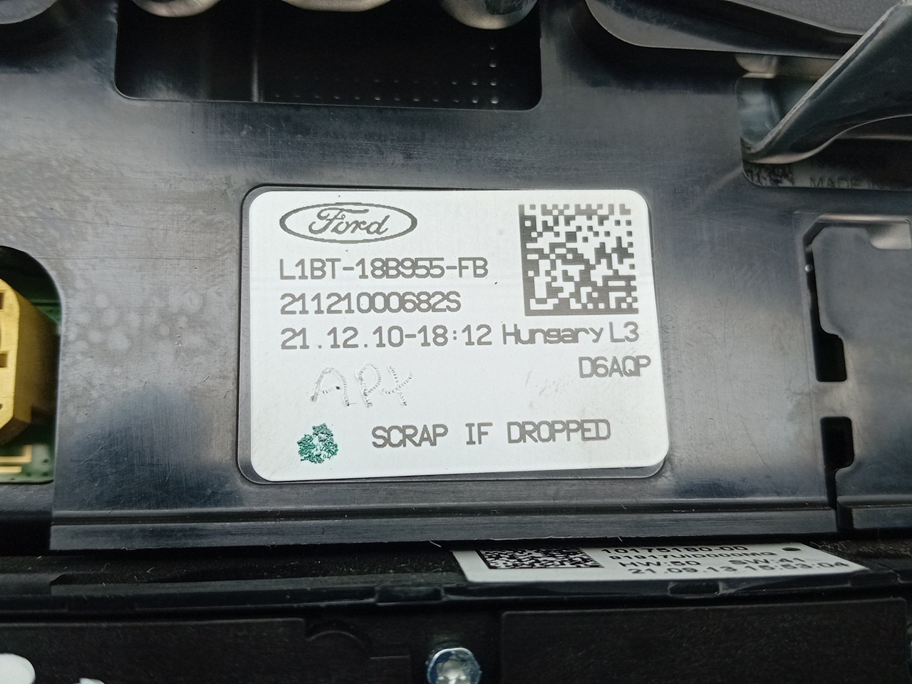 Display Monitor FORD Puma (J2K, CF7) Imagem-3