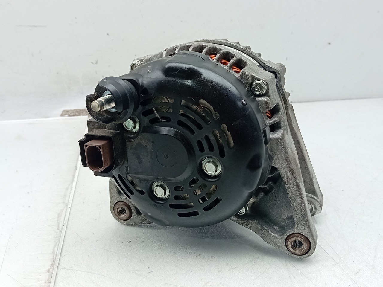 Alternator FORD Puma (J2K, CF7) Imagem-1
