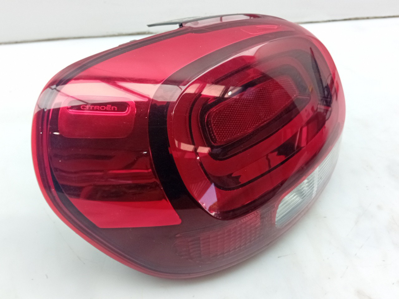 Left Tail light CITROËN C3 III (SX) Imagem-1