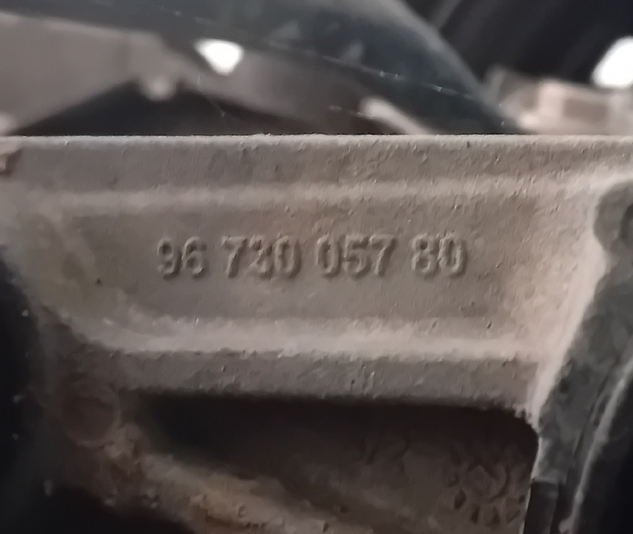 Apoio da caixa CITROËN C3 III (SX) Imagem-1