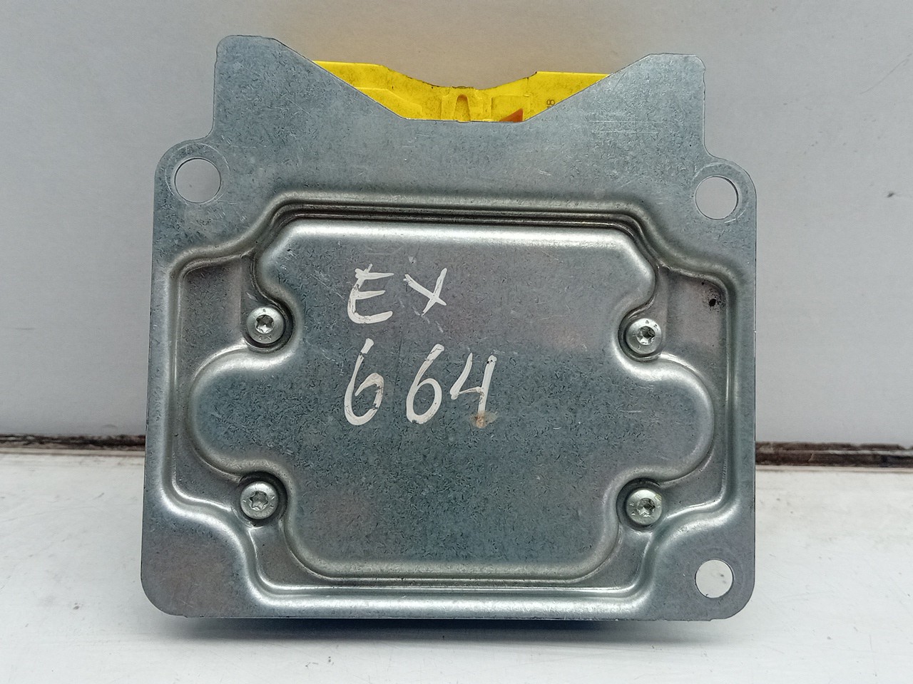 Airbag control unit / ECU Airbag VOLKSWAGEN Up Imagem-1