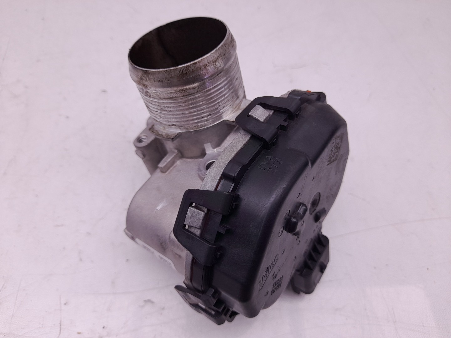 Throttle body