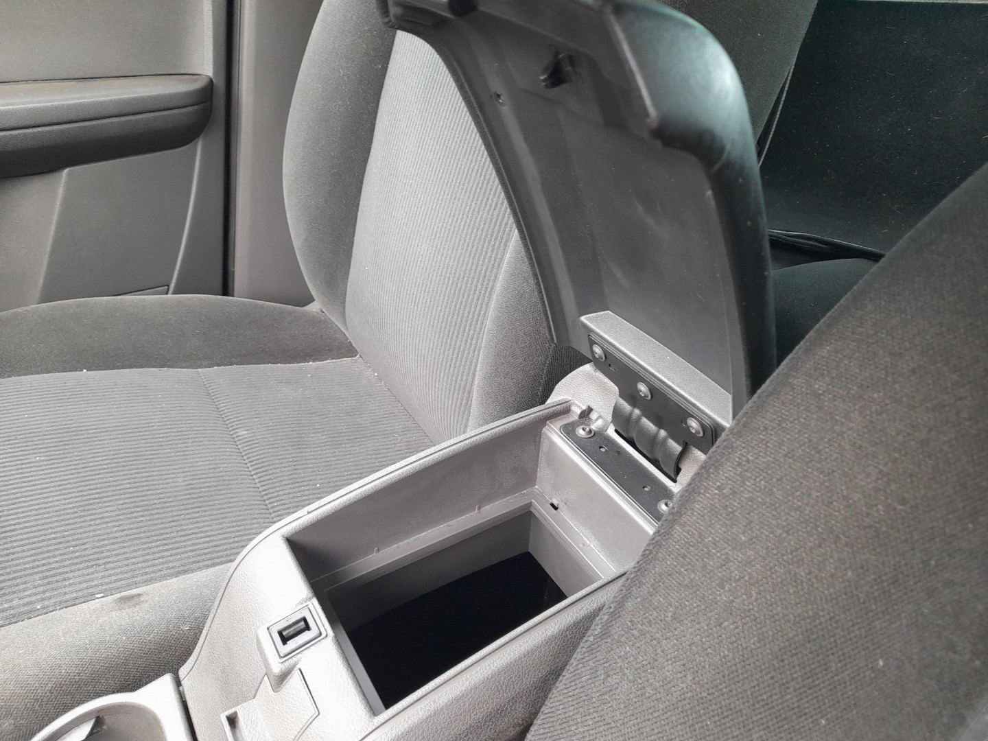 Accoudoir FORD Focus C-Max (DM2) Imagem-1