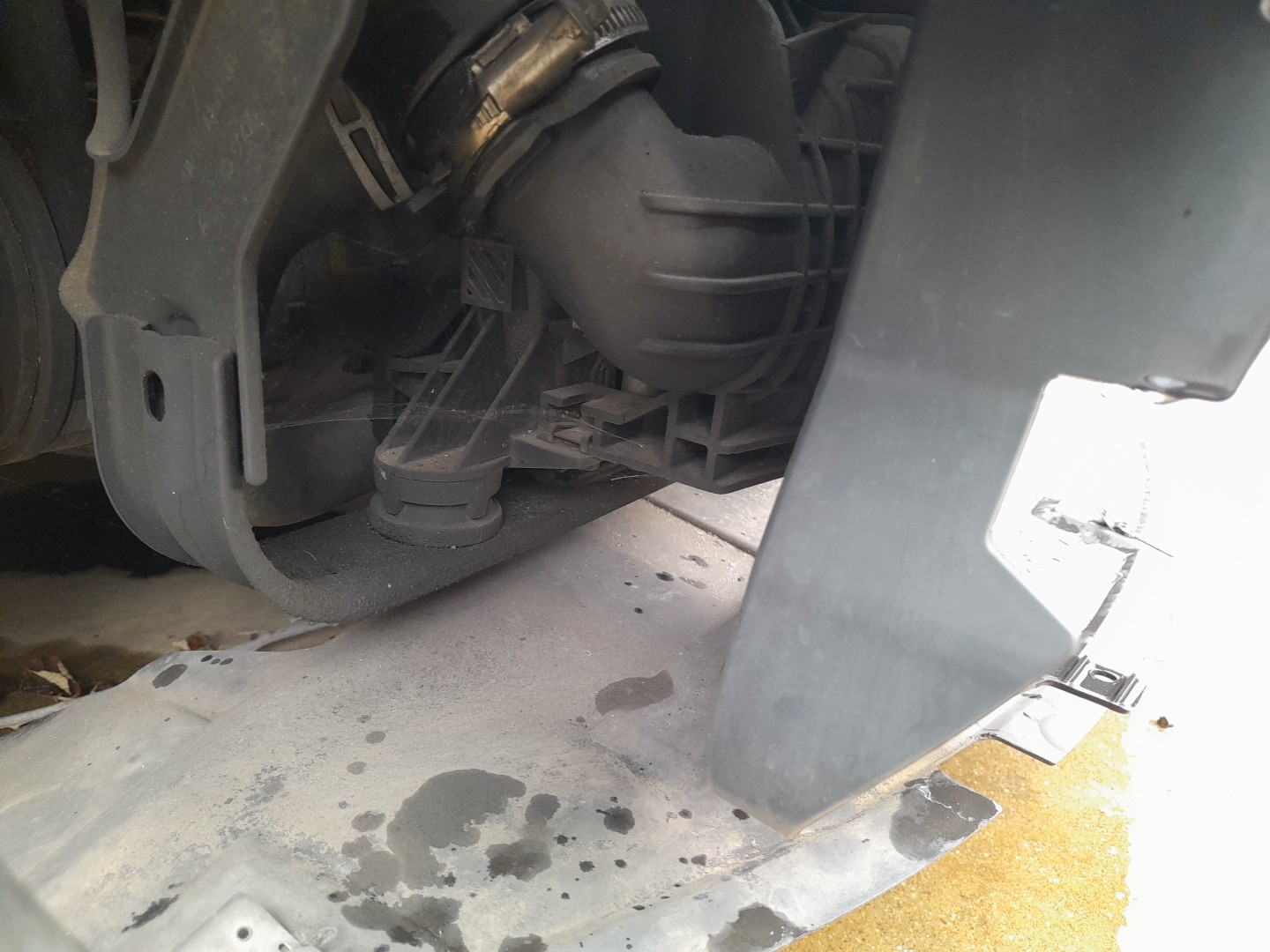 Radiador del intercooler FORD Focus C-Max (DM2) Imagem-1