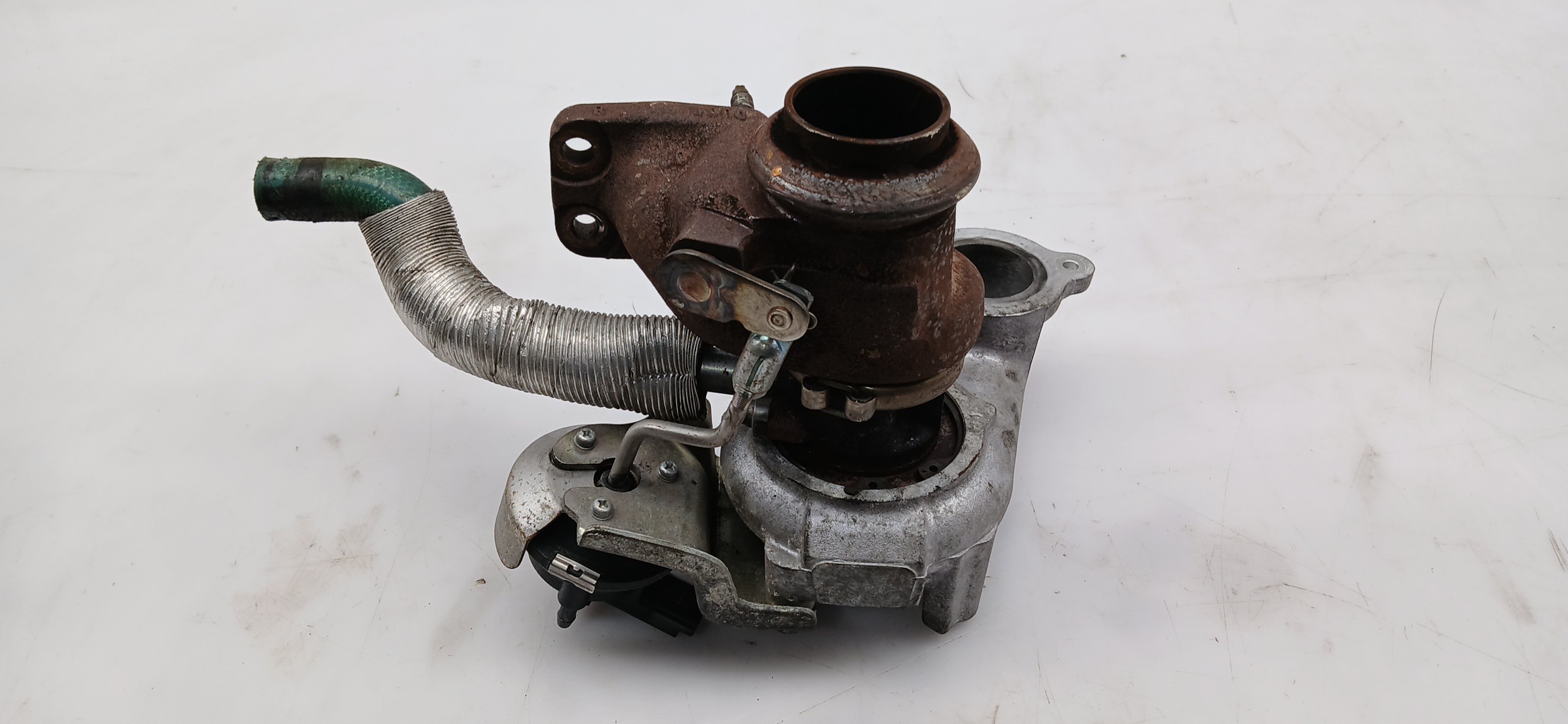 Turbocompresor PEUGEOT 308 SW II Van (LC_) Imagem-2
