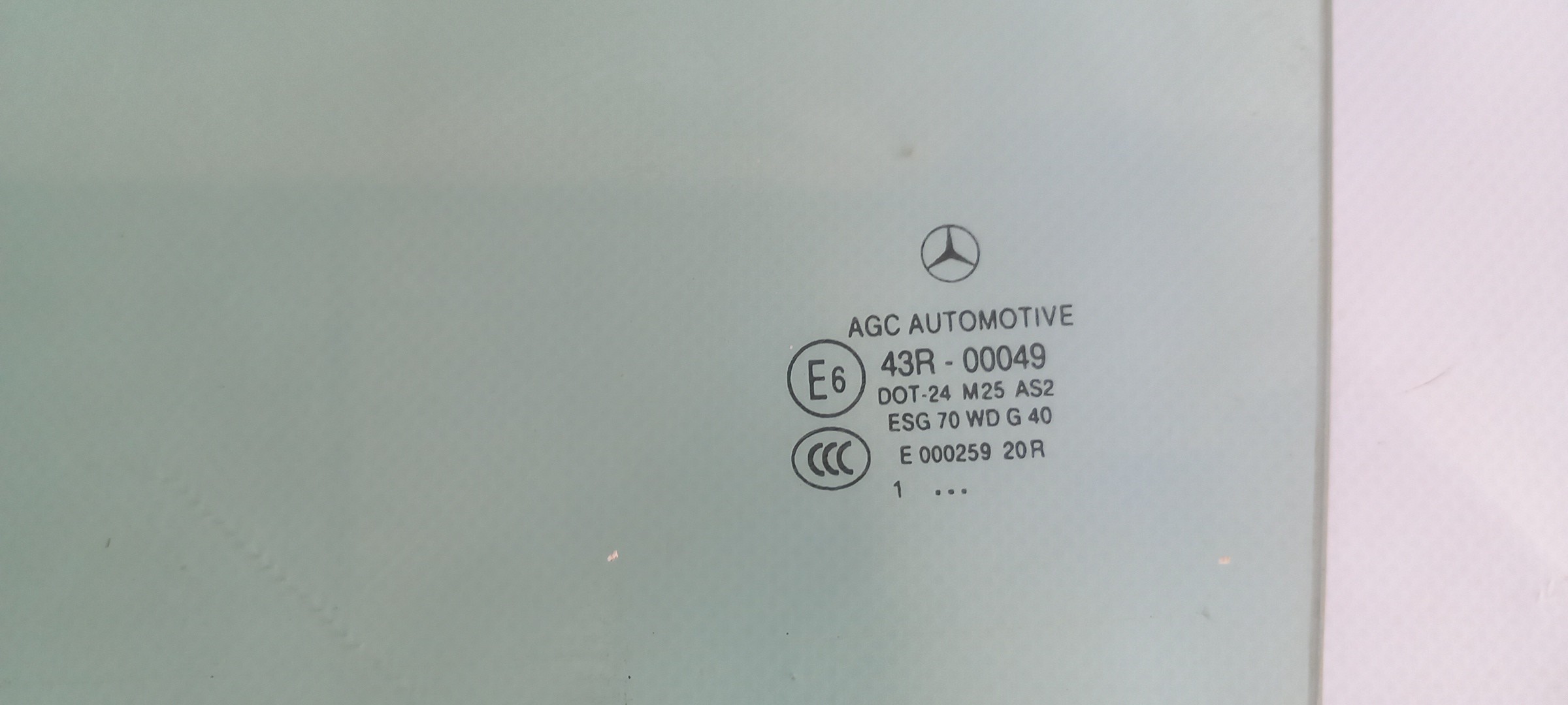 Vitre porte arrière gauche MERCEDES-BENZ Classe C (W204) Imagem-1
