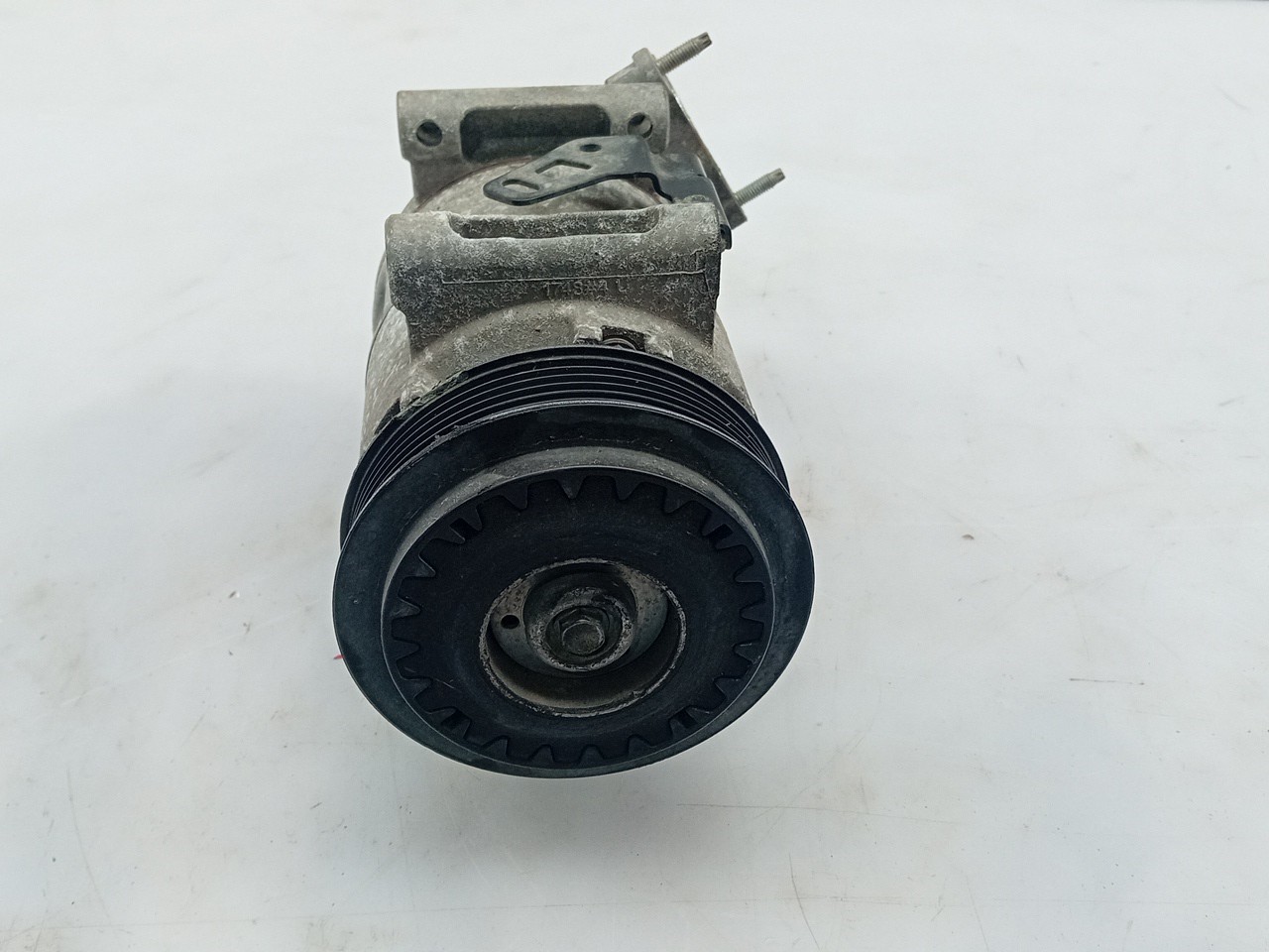AC compressor PEUGEOT 308 SW II Van (LC_) Imagem-1