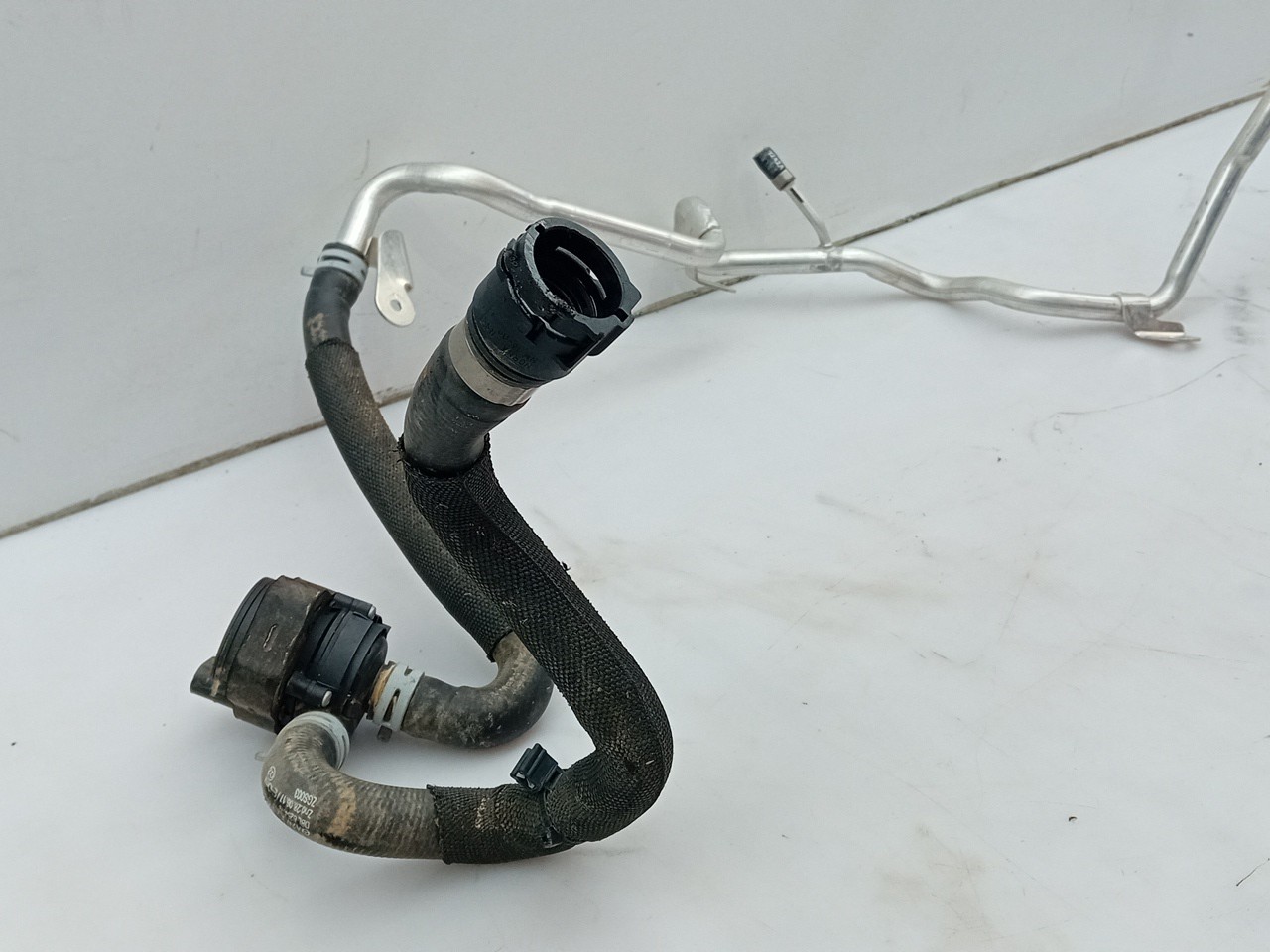 AC pipe MERCEDES-BENZ GLB-Class (X247) Imagem-1