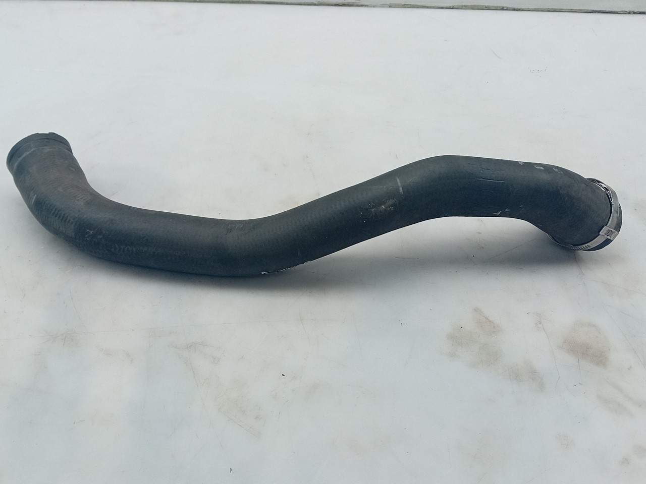 Intercooler pipe