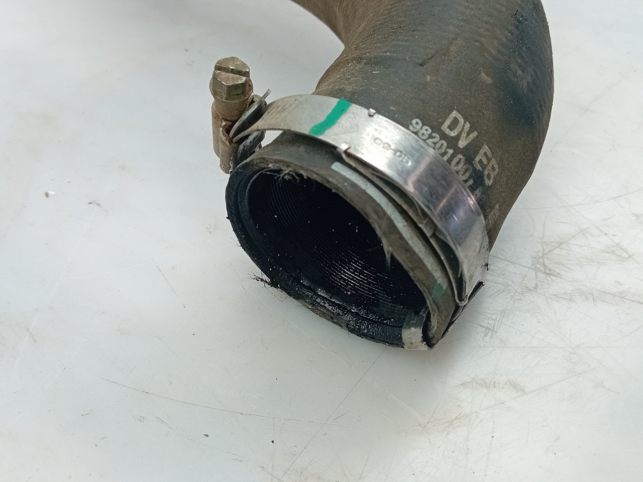 Intercooler pipe PEUGEOT 308 SW II Van (LC_) Imagem-2