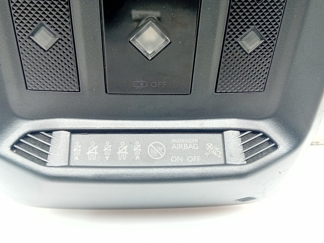 Plafonnier avant DS DS3 Crossback Imagem-1