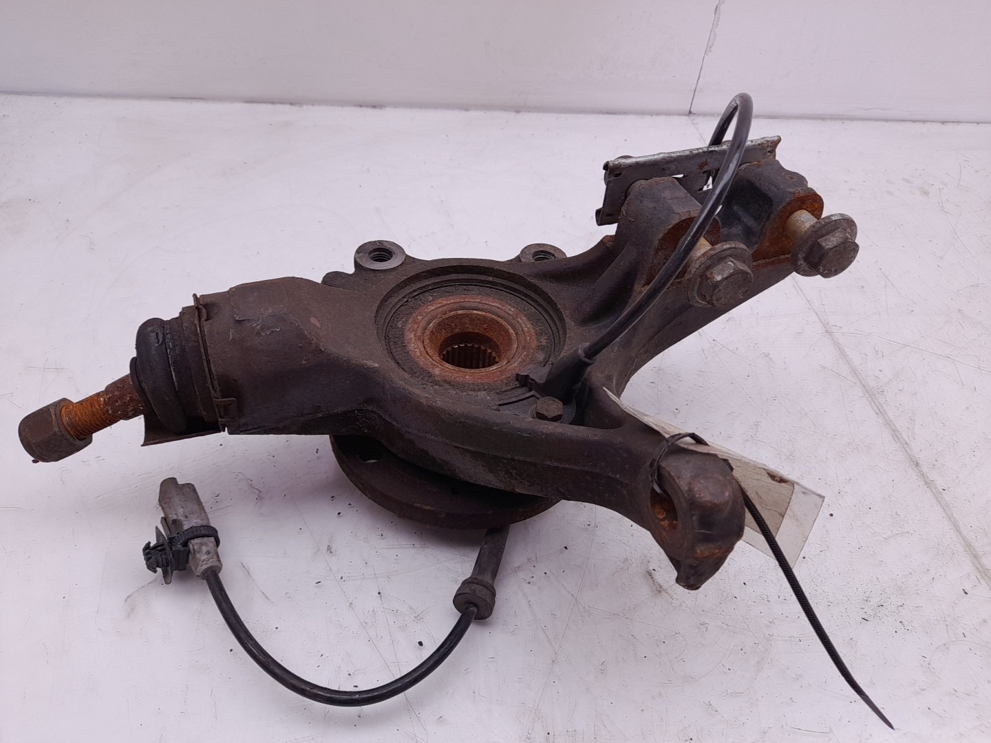 Right front steering knuckle PEUGEOT 308 SW Imagem-1