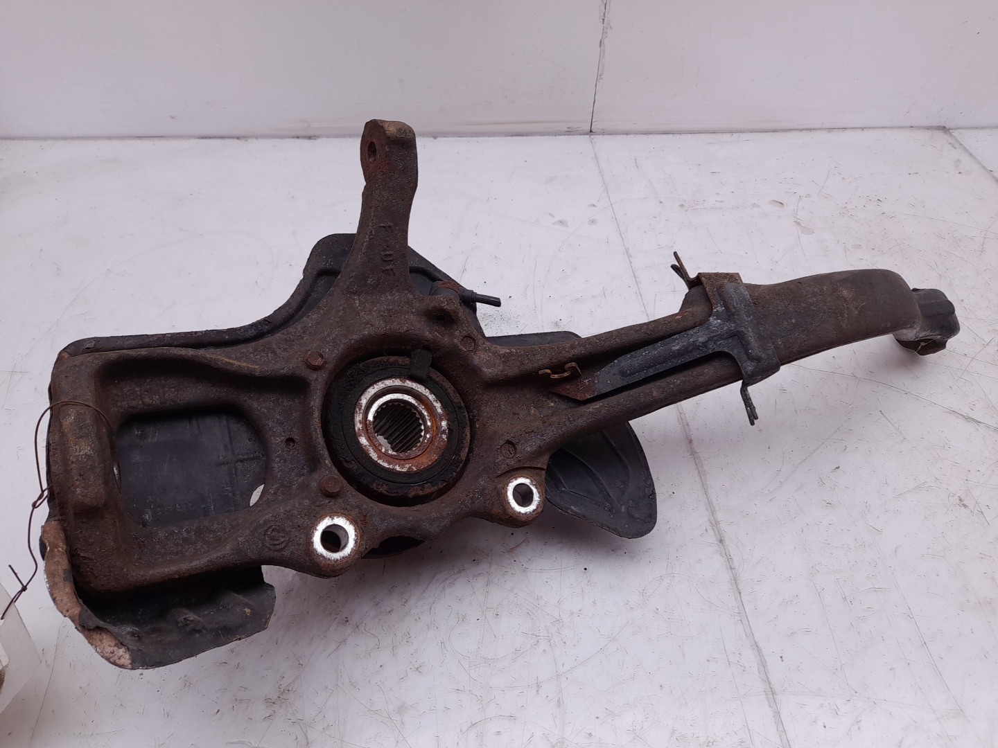 Left front steering knuckle ALFA ROMEO 147 (937_) Imagem-1