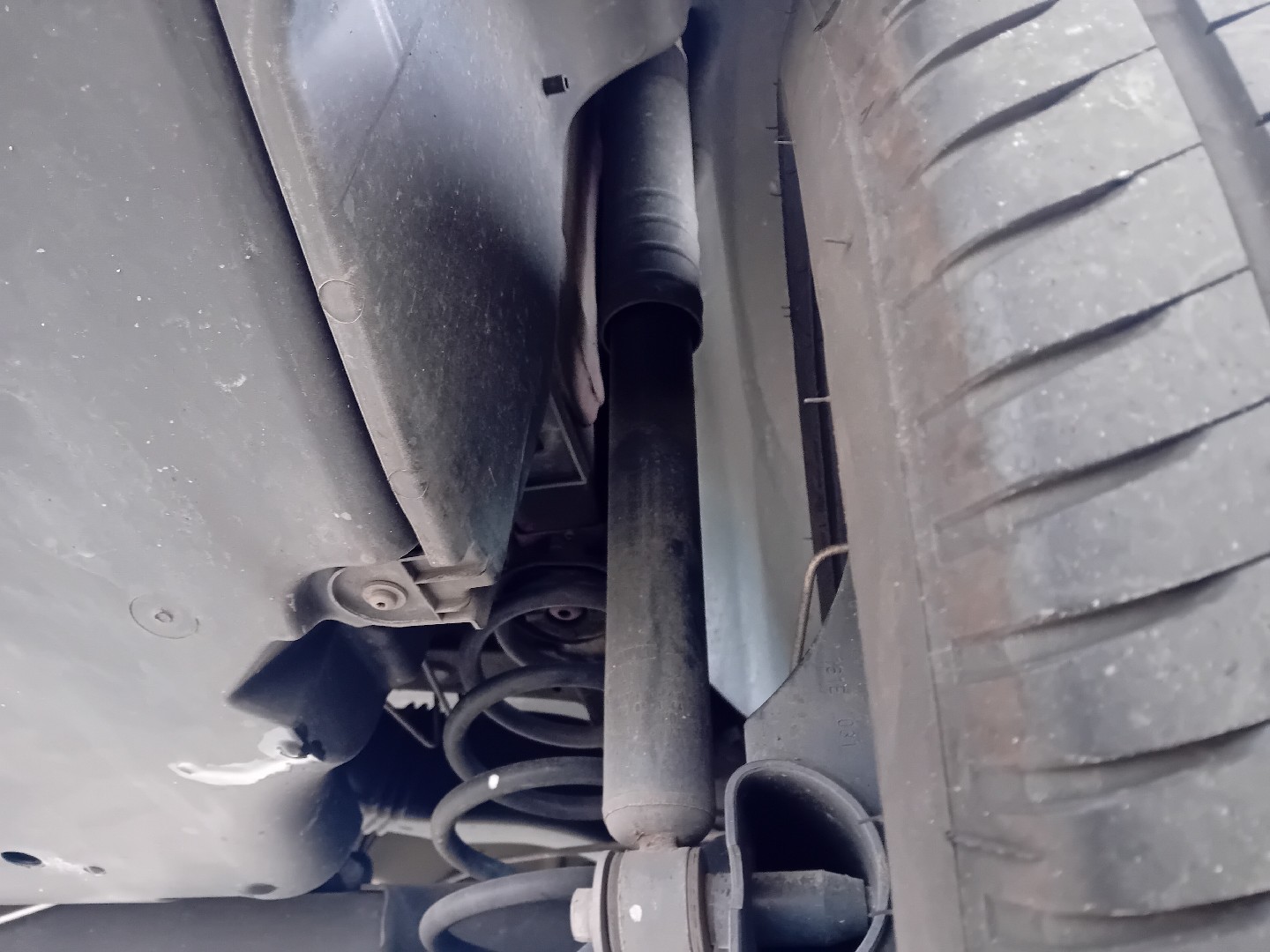 Right Rear Shock Absorber