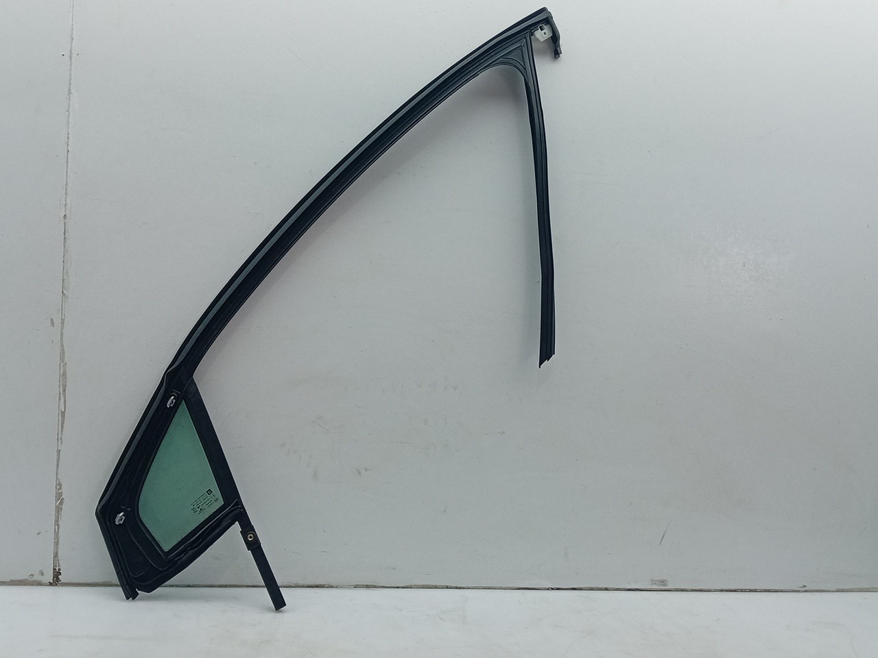 Vitre triangulaire avant Droite OPEL Astra K Imagem-1