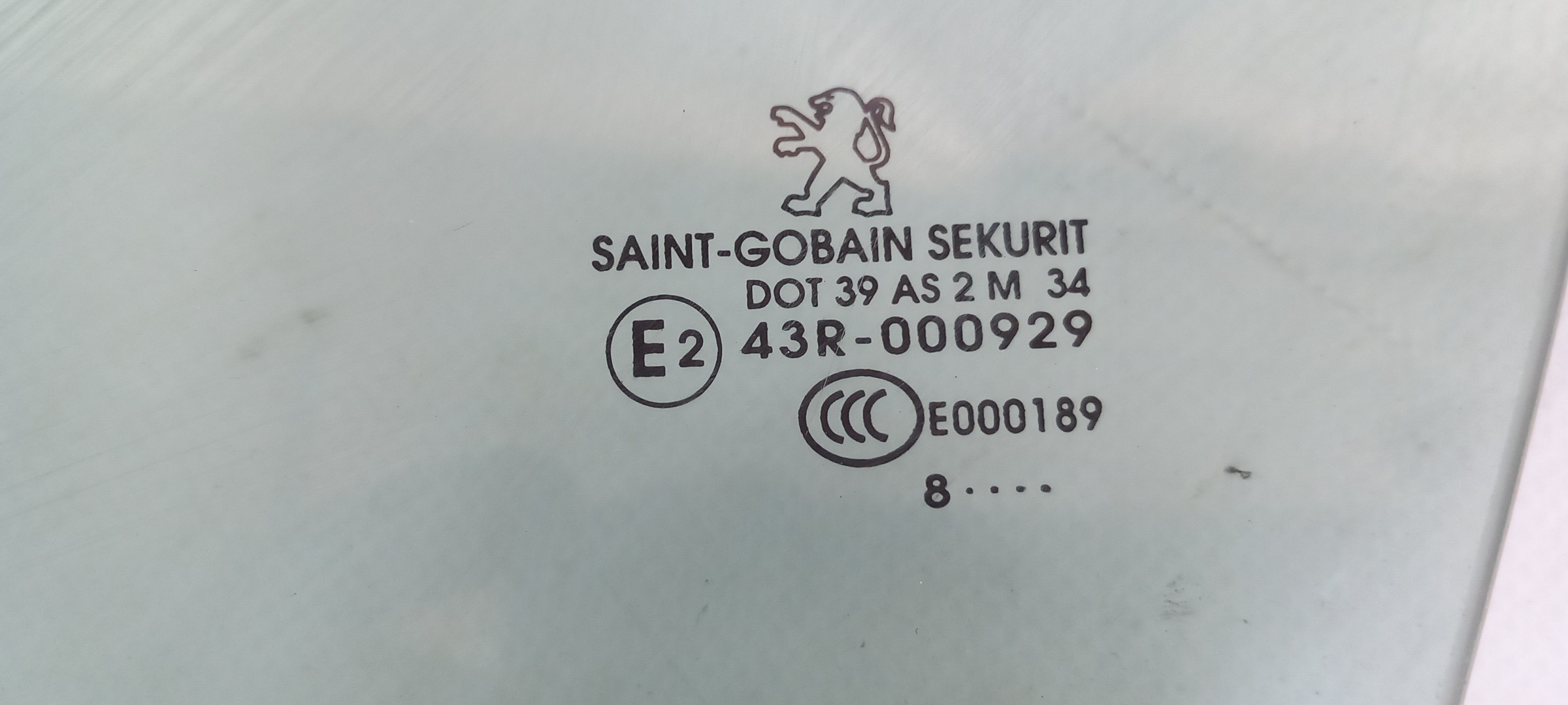 Left front door glass PEUGEOT 308 SW Imagem-1