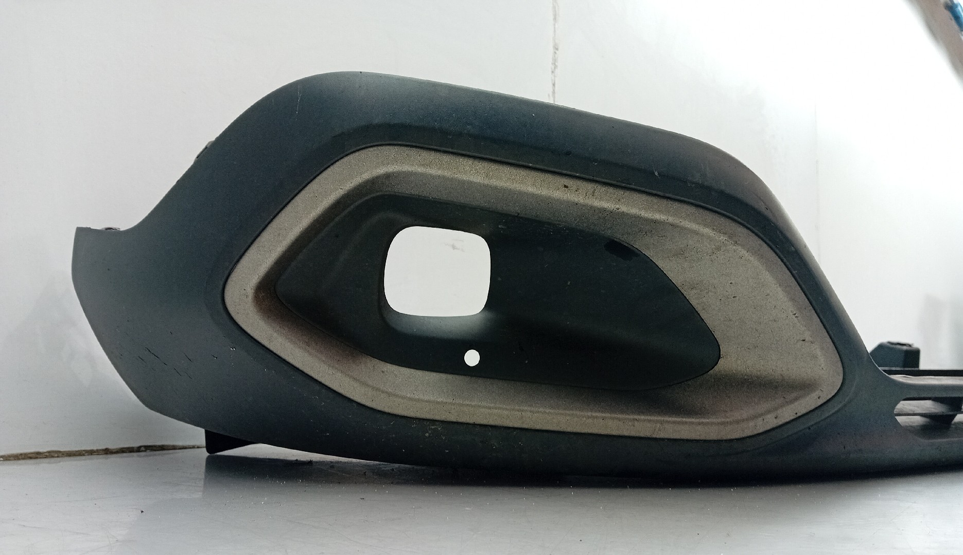 Front Bumper CITROËN C4 III Imagem-2