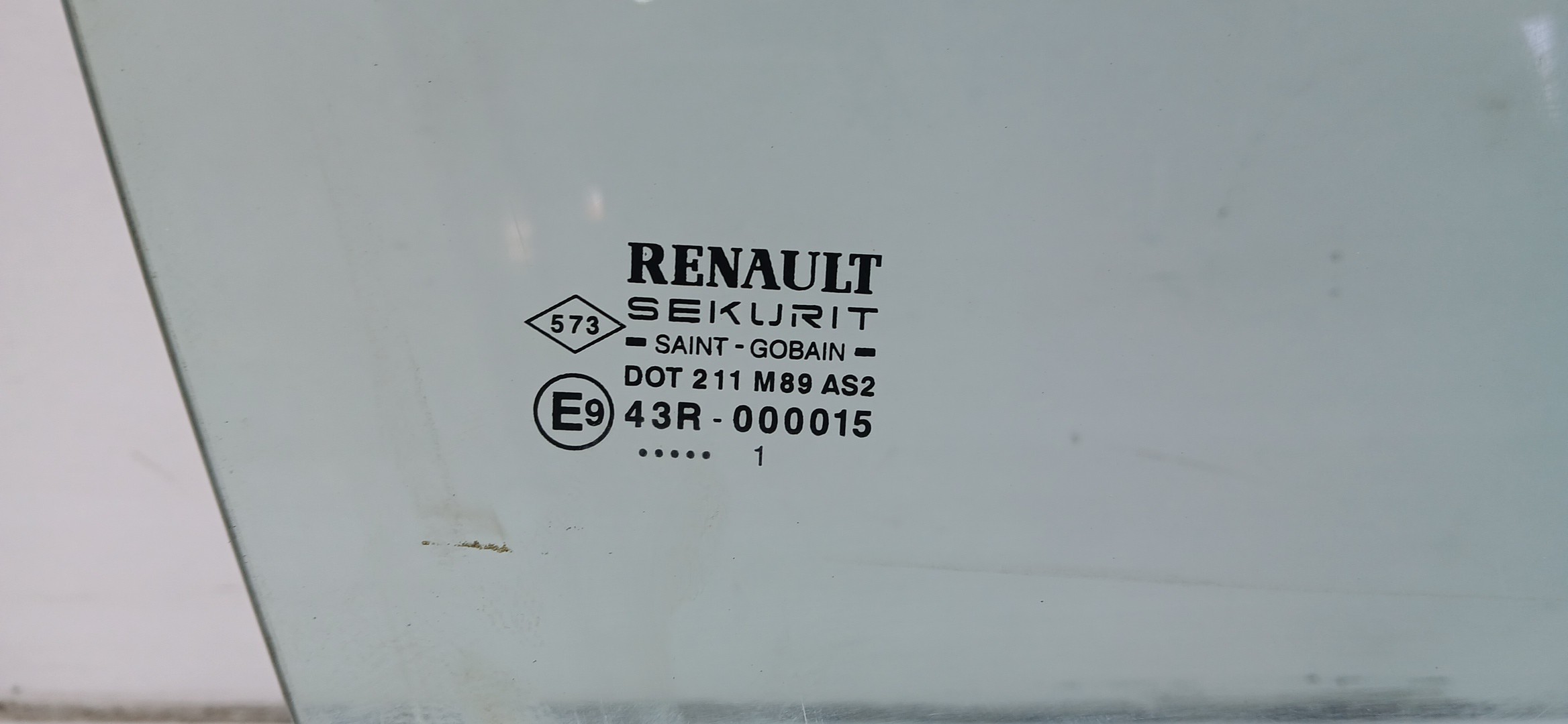 Vidro porta frente direita RENAULT Clio II (BB0/1/2_, CB0/1/2_) Imagem-1