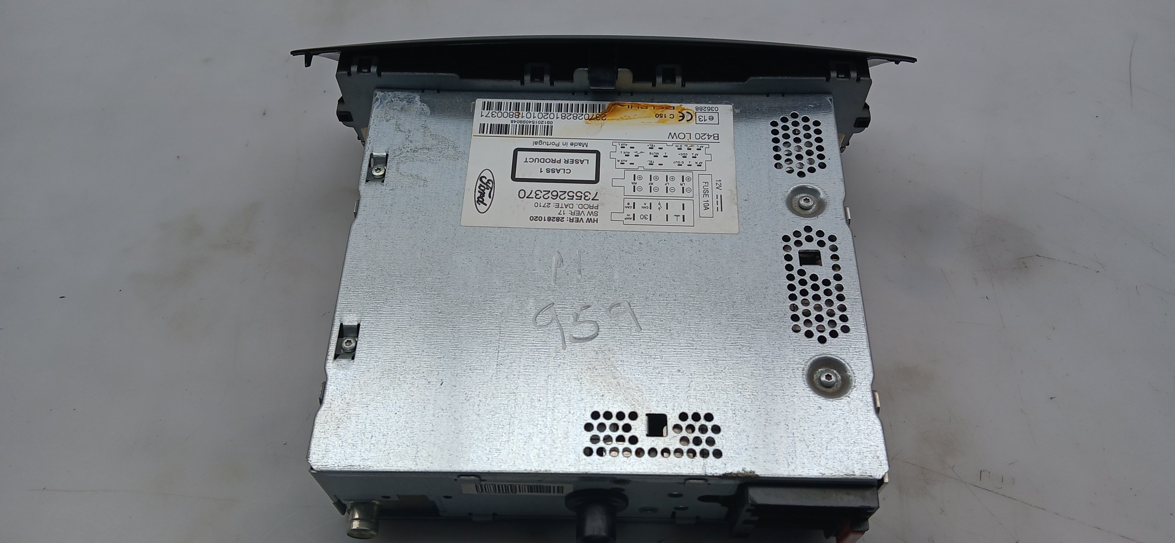Radio / autorradio FORD Ka (RU8) Imagem-3