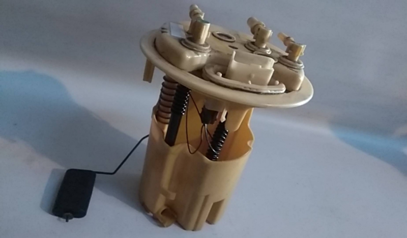 Fuel pump PEUGEOT 308 SW Imagem-1