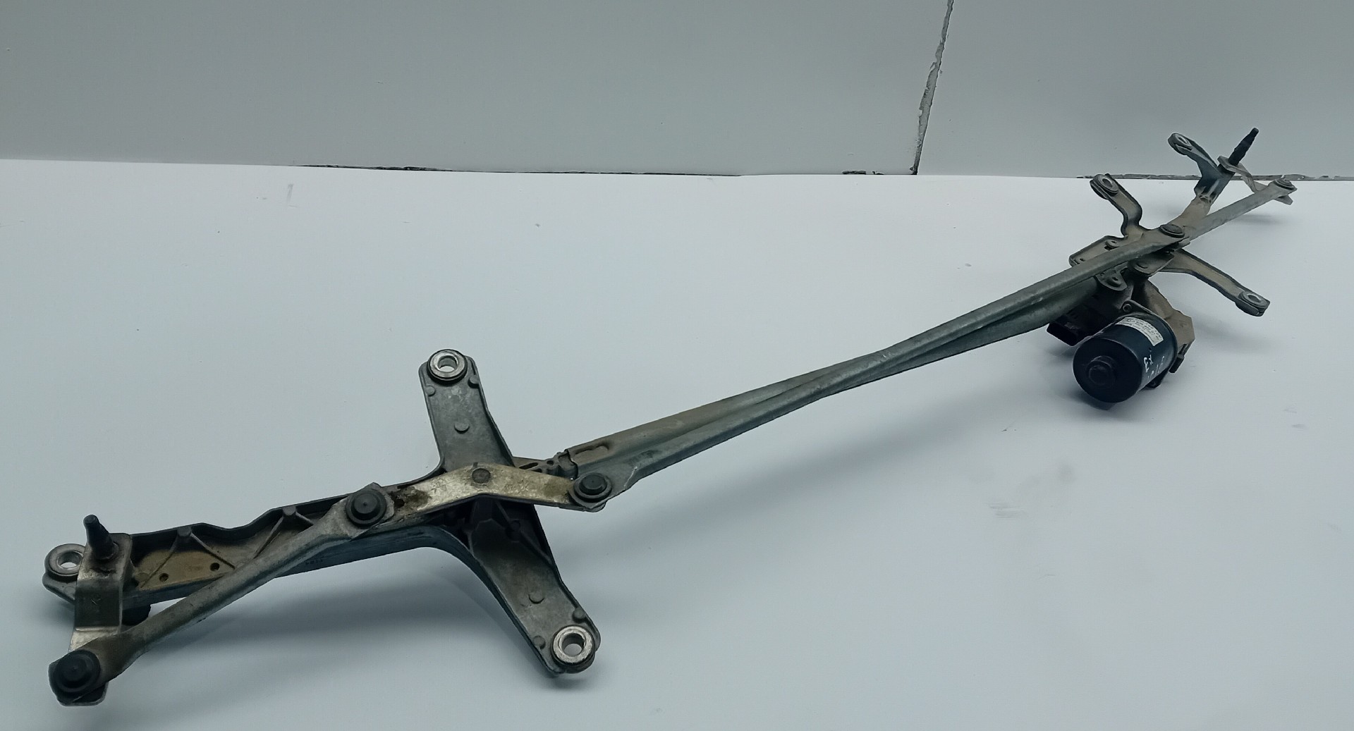 Front Wiper Motor MERCEDES-BENZ Vito / Vito Combi (W639) Imagem-1