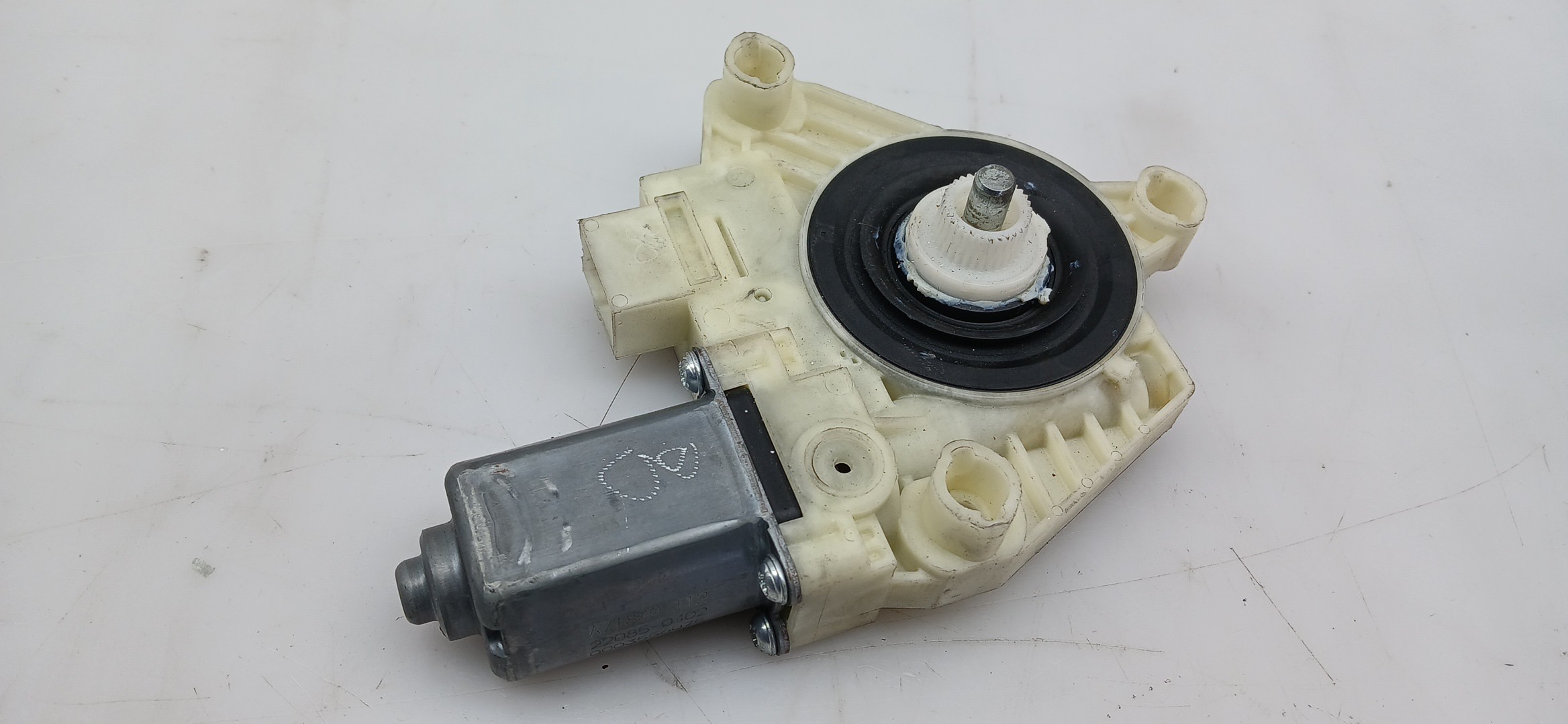 Motor vidro frente direito MERCEDES-BENZ Classe C (W205) Imagem-1