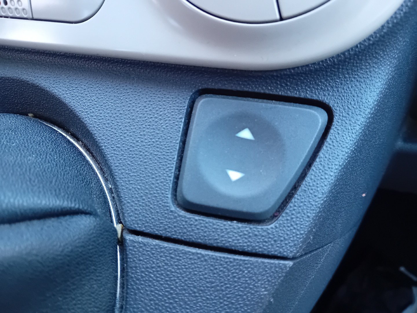 Left Front window control FIAT 500 C (312_) Imagem-1