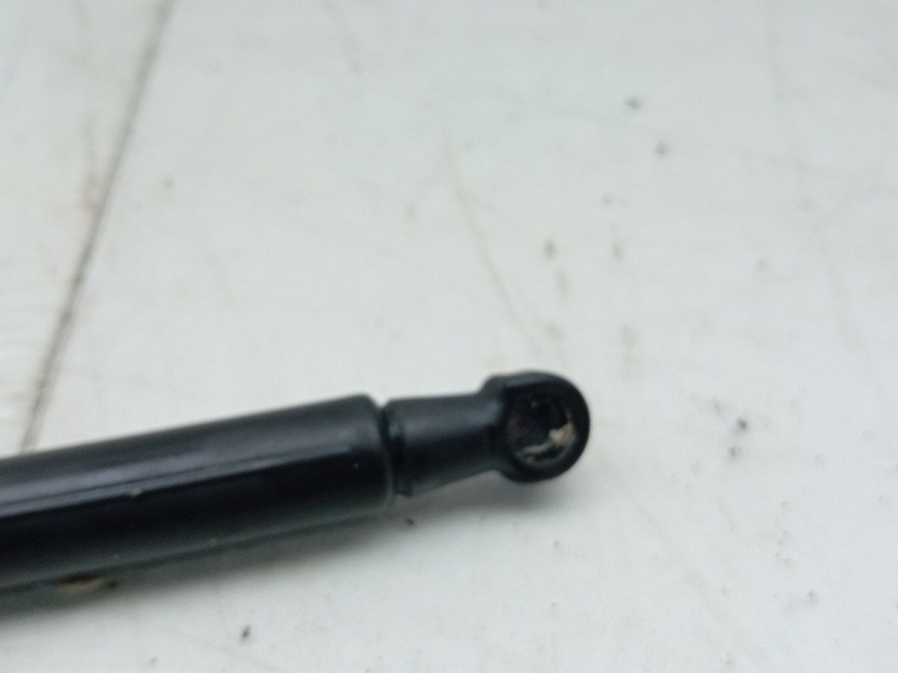 Trunk Shock Absorber CITROËN C3 III (SX) Imagem-1