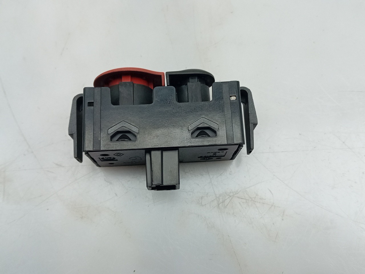 Botão / interruptor 4 piscas SMART ForTwo Coupé (453) Imagem-1