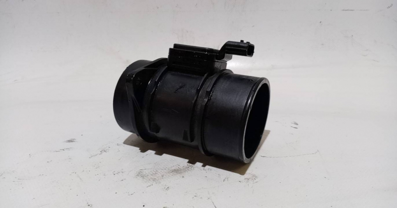 Attisfiera MAF Mass Air Flow Meter for Dokker Duster Logan Qashqai Juke