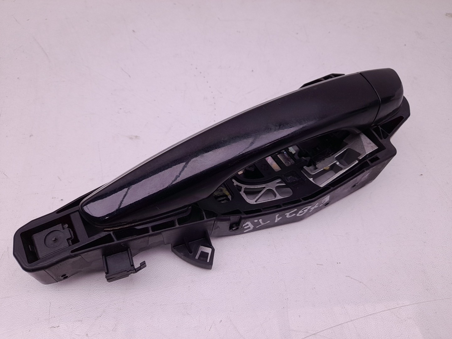Left rear door handle